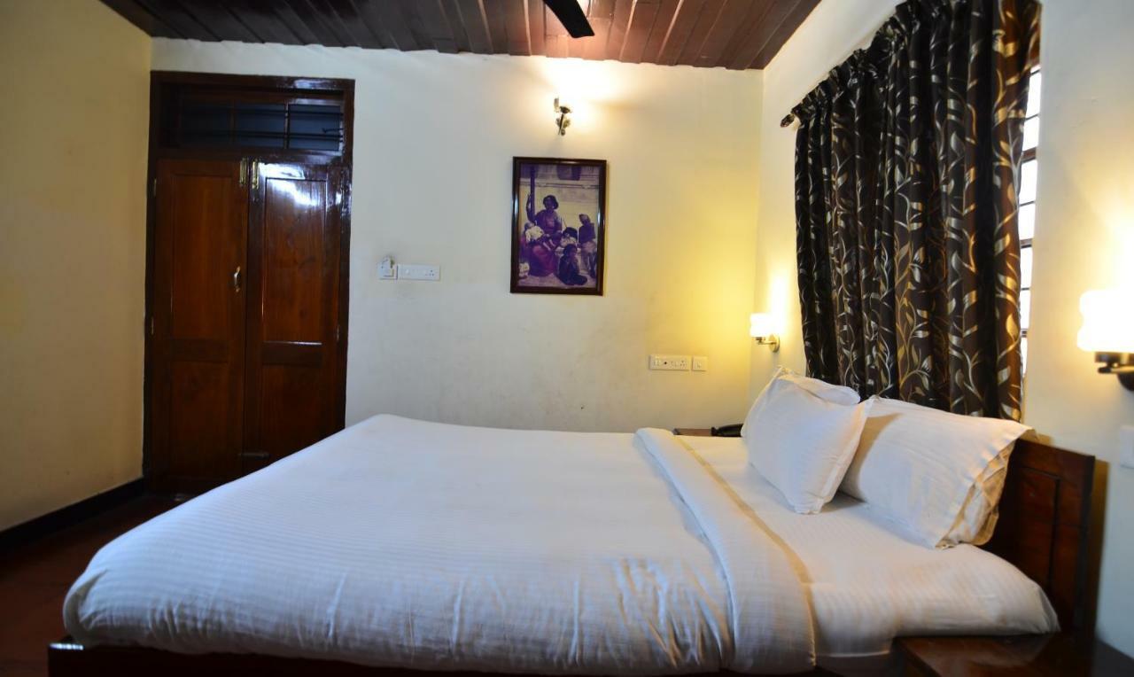 The Royal Heritage Hotel And Ayurvedic Center Thiruvananthapuram Zewnętrze zdjęcie