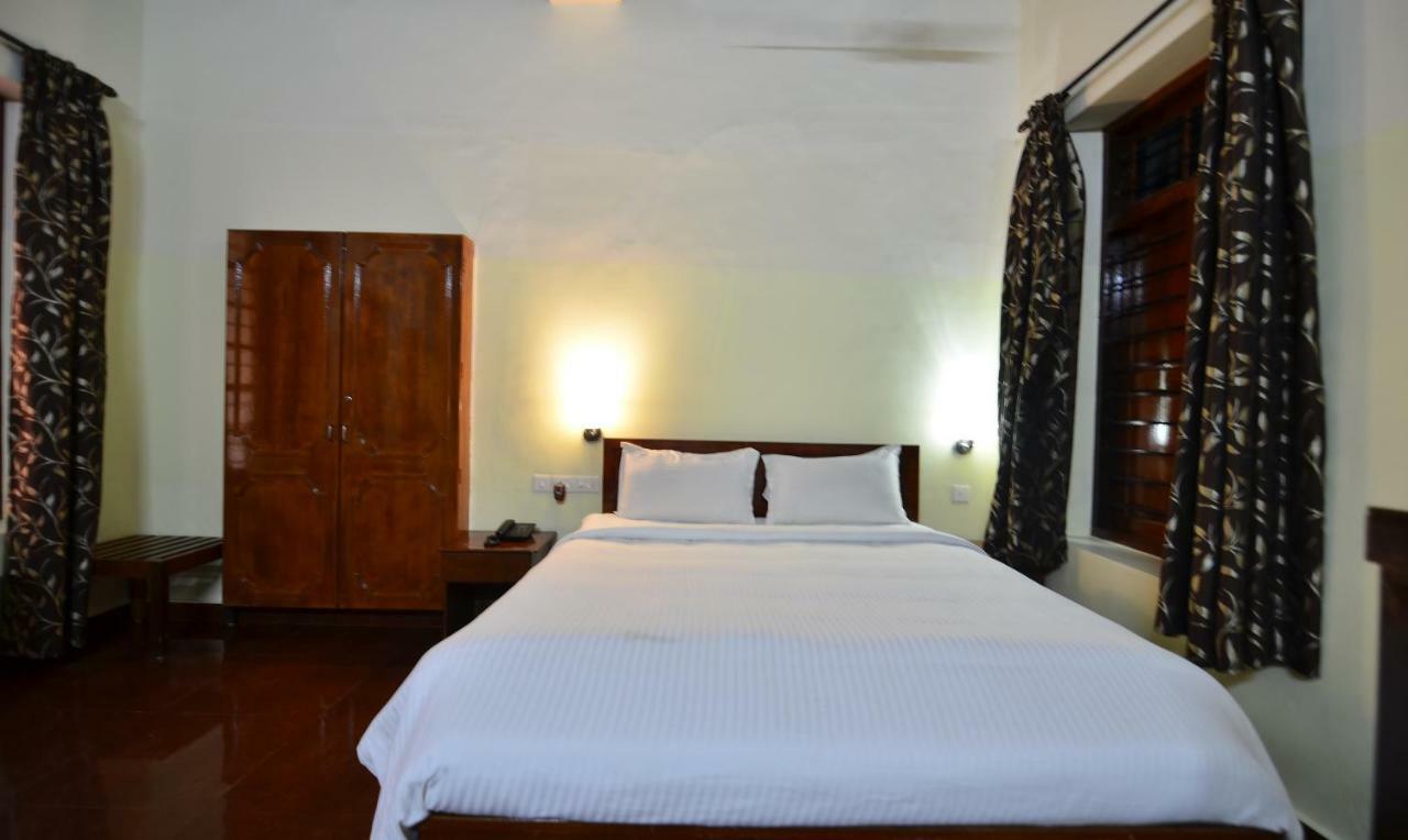 The Royal Heritage Hotel And Ayurvedic Center Thiruvananthapuram Zewnętrze zdjęcie