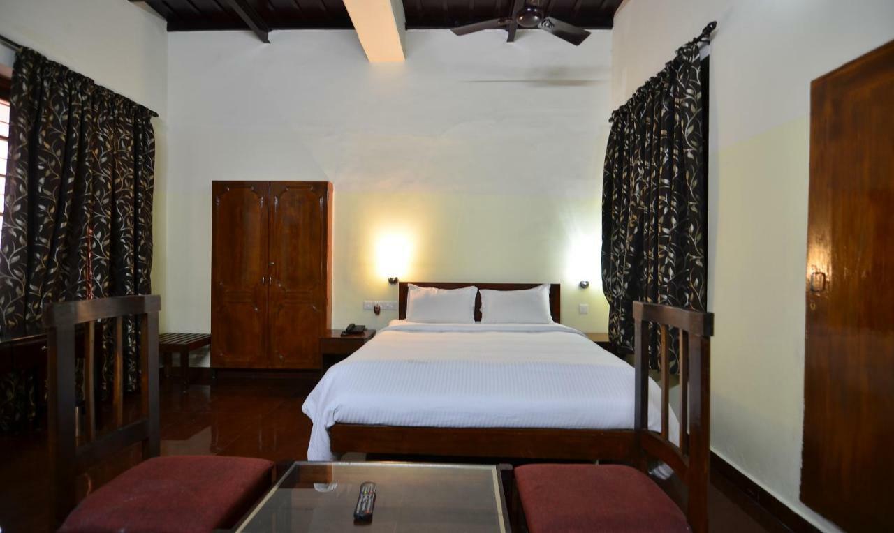 The Royal Heritage Hotel And Ayurvedic Center Thiruvananthapuram Zewnętrze zdjęcie