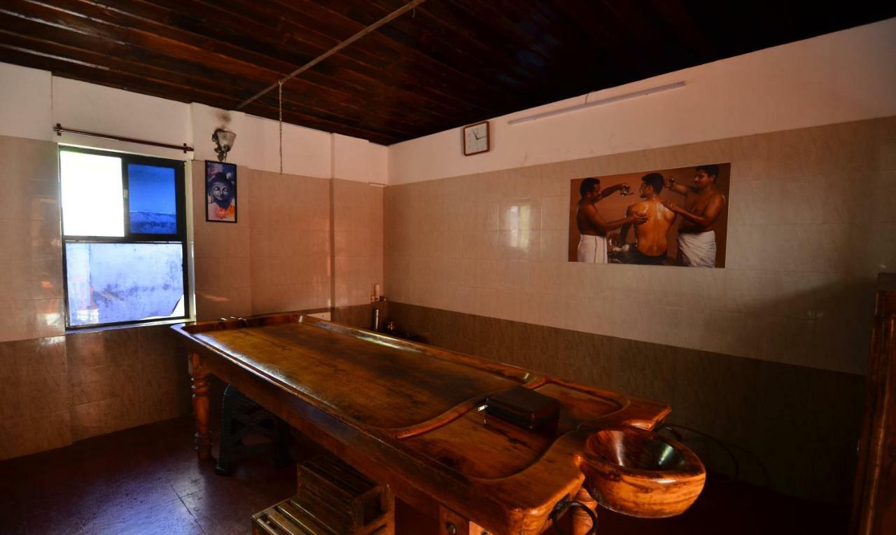 The Royal Heritage Hotel And Ayurvedic Center Thiruvananthapuram Zewnętrze zdjęcie
